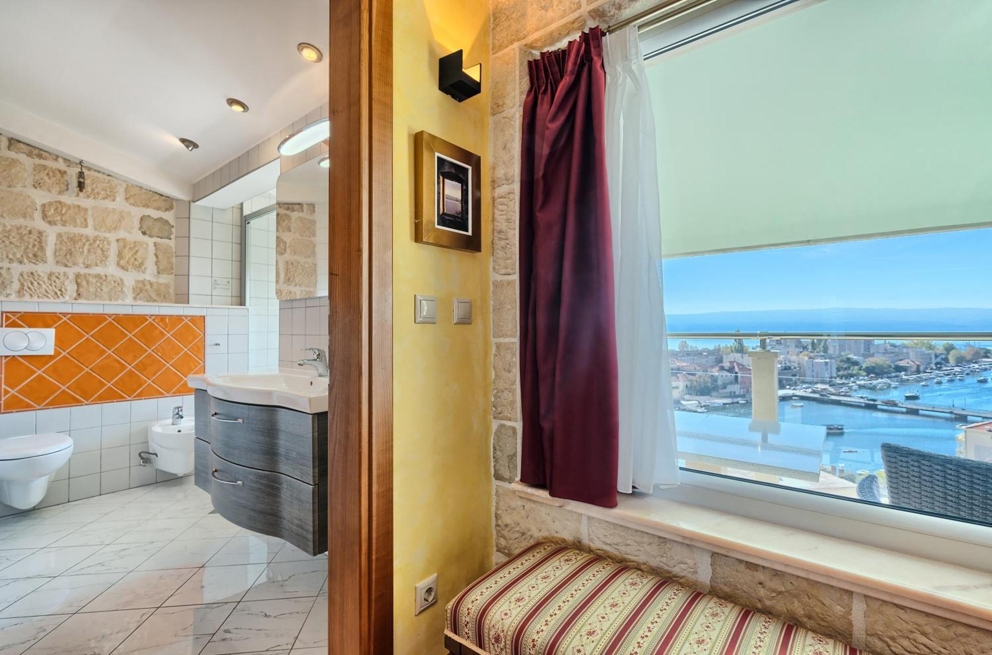 Hotel Dvor (adults Only) 3*